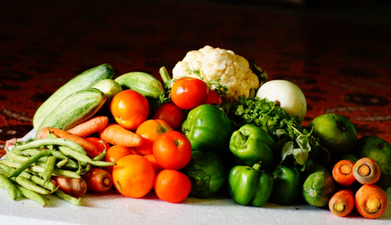 traiteur-CAVALAIRE SUR MER-min_table-nature-farm-leaf-ripe-dish-1024857-pxhere.com - Copie